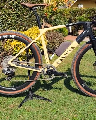 Canyon Grail CF SL 7 eTap (2022) - Taglia XS (Ruot
