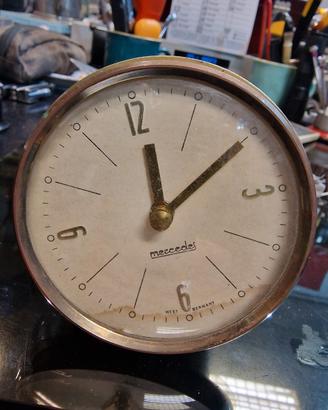orologio da cruscotto Mercedes d'epoca 