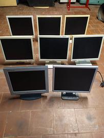 Monitor LCD economici