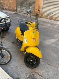 Vespa gts 300