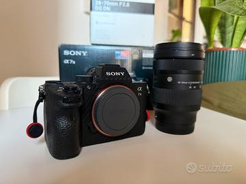 Sony a7iii + sigama 28-70 f 2.8 dg dn contemporary