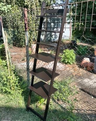scaffale