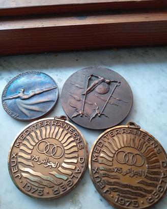 medaglie commemorative sono 4