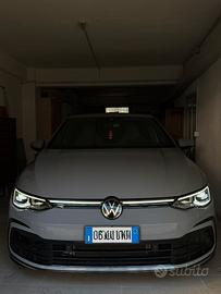 Golf 8 R-line 130cv 1.5 tsi, 2021