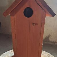 Casetta di legno per uccellini