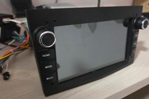 Autoradio per Opel Meriva Corsa Zafira Vivaro