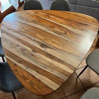 Tavolo da pranzo triangolare per 6 persone