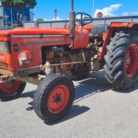 Trattore Zetor 5711