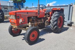 Trattore Zetor 5711