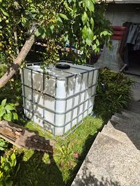 Cisterna raccolta acqua 1000L