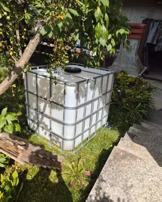 Cisterna raccolta acqua 1000L