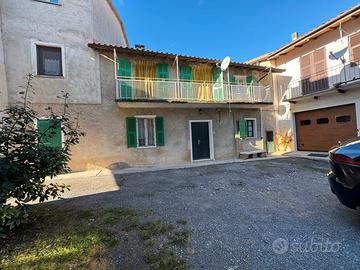 Casa rustica su due piani Garessio