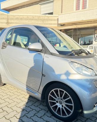 Smart ForTwo 1000 52 kW MHD coupé pure