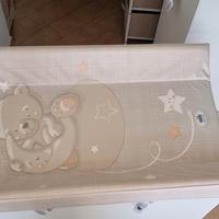 mobiletto bebè+ bilancia+ cuscino allattamento 