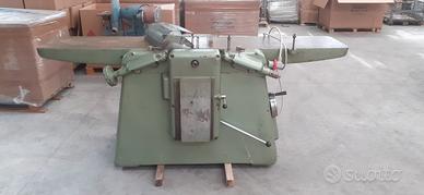 Pialla a filo spessore