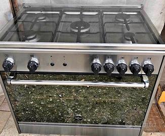 Cucina gas 5 fuochi forno ventilato gas e grill 90
