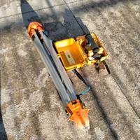 cavalletto tre piedi + cannocchiale 