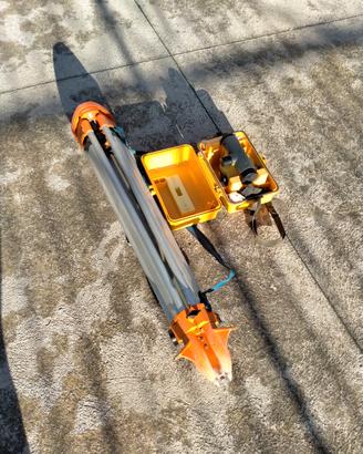 cavalletto tre piedi + cannocchiale 