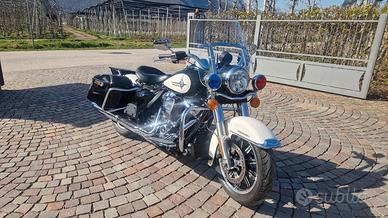 Harley-davidson FLHR Road King Police GUTHHO