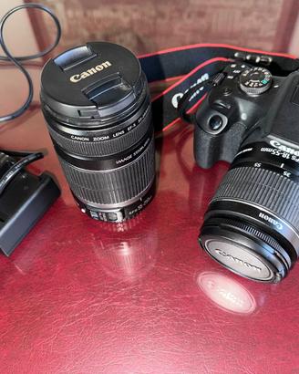 Canon EOS 2000D con teleobiettivo