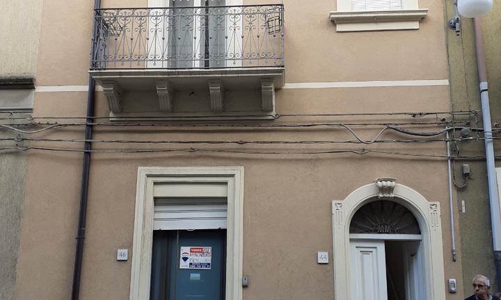 MONOLOCALE A GRAMMICHELE corso vittorio emanuele