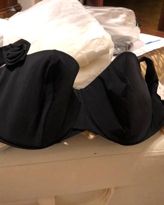 Reggiseni chantelle costume