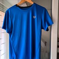 Maglia Arena in tessuto tecnico traspirante