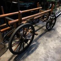 antico carro  per trasporto tronchi