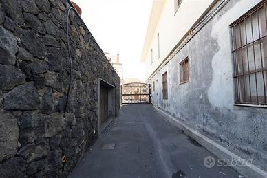 Rif.LP111| laboratorio san gregorio di catania