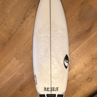 Tavola da surf sharpeye storm 5’10