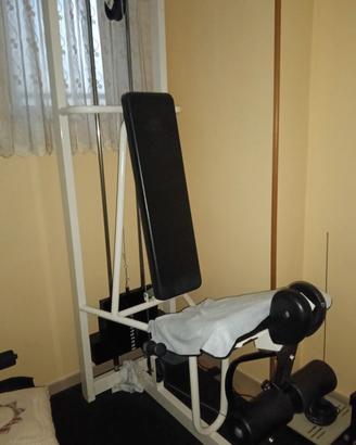 Attrezzi da palestra.