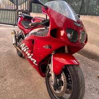 Kawasaki Ninja ZX-7 - 1998