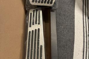 Kit pedali BMW in alluminio