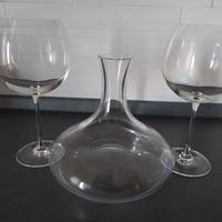 Decanter più 2 calici in vetro