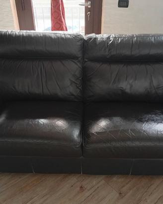 Divano in pelle nero Poltrone e Sofa'