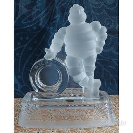 Bibendum in vetro