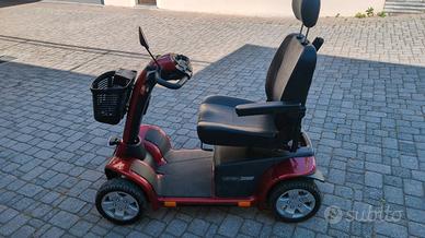 Scooter elettrico per utenti mobilità ridotta