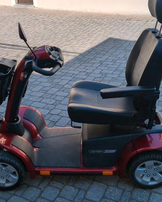 Scooter elettrico per utenti mobilità ridotta