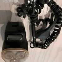 Rasoiio elettrico con taglia basette