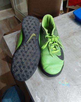 scarpe da calcetto Nike  N39