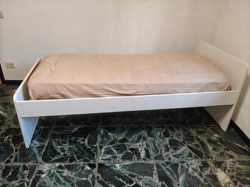 Letto singolo Ikea Malm