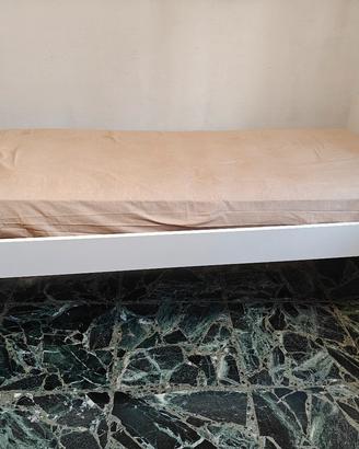 Letto singolo Ikea Malm