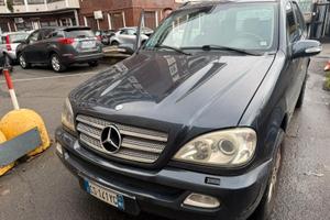 Mercedes-benz ML 270 turbodiesel cat CDI SE Leathe