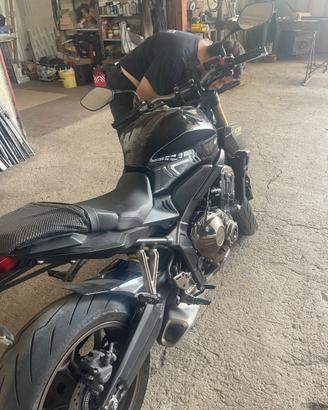 CB 650R