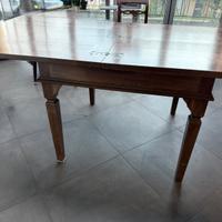 Tavolo richiudibile arte povera e 4 sedie