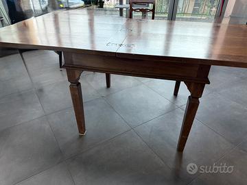 Tavolo richiudibile arte povera e 4 sedie