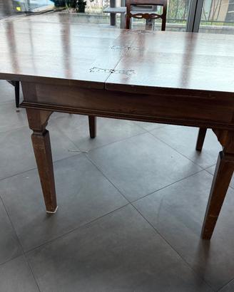 Tavolo richiudibile arte povera e 4 sedie