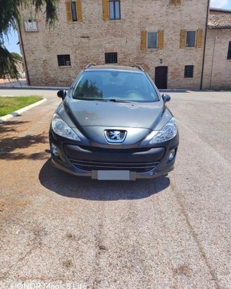 Peugeot 308 SW (station wagon)