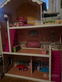 Casa barbie in legno con accessori