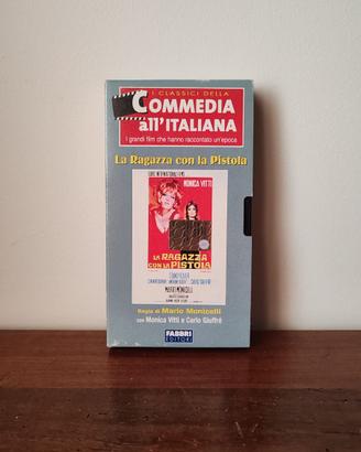 La ragazza con la pistola – VHS (I Classici della